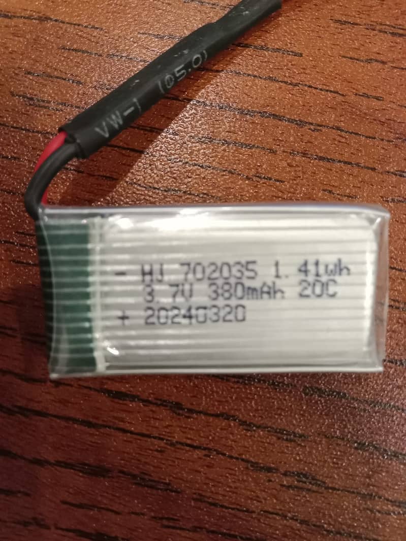 Battery for Drone / RC Flying Gadgets (lipo battery) 3.7v, 380mAh 2