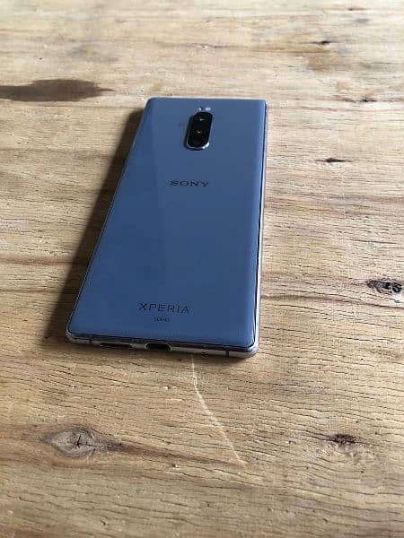 sony xperia 1 ,60 fps 10