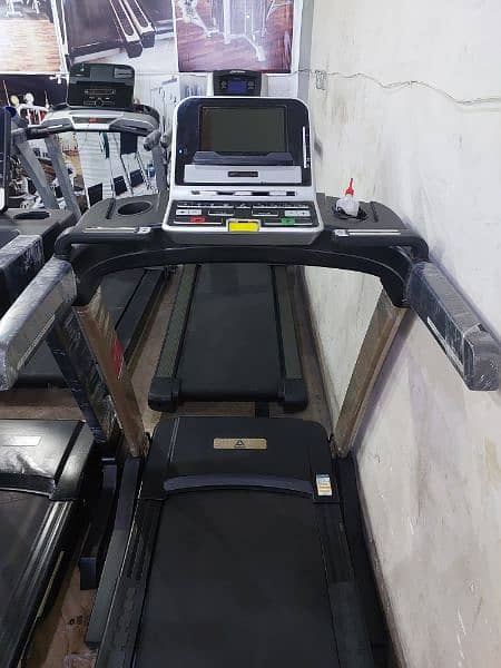 Treadmills / Semi Commercial / Running Machine / Gym Equipments 7