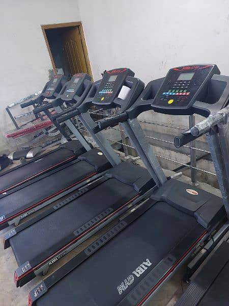 Treadmills / Semi Commercial / Running Machine / Gym Equipments 18