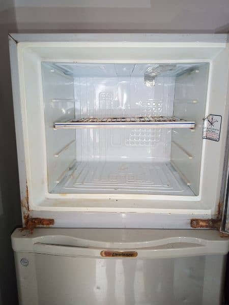 Fridge Dawlance, freezer 2