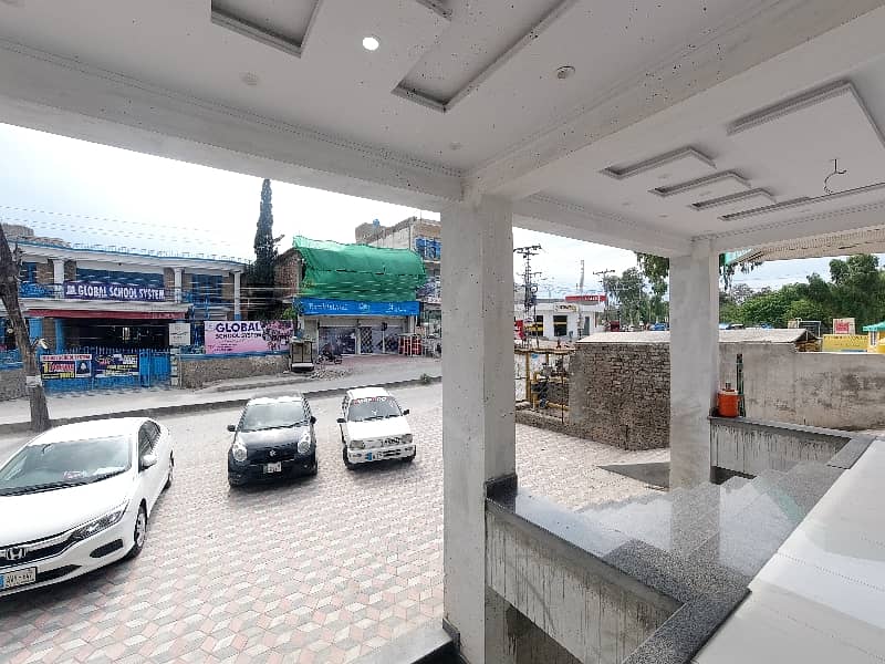 Commercial Plaza Available For Sale 14