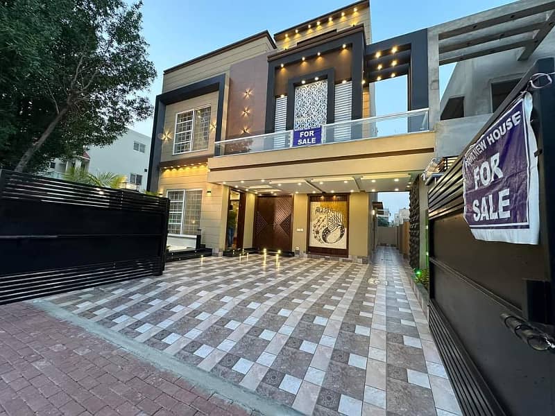 Luxurious Designer 10 Marla brand new House For Sale in Bahria Town Lahore 2