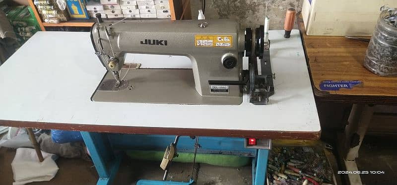 juki Sewing machine 0