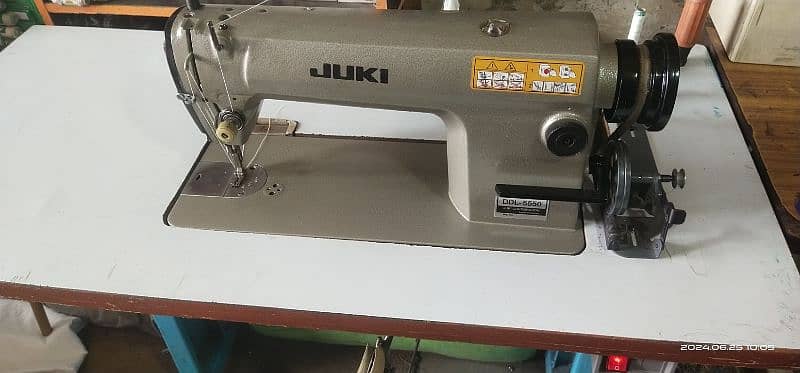 juki Sewing machine 4
