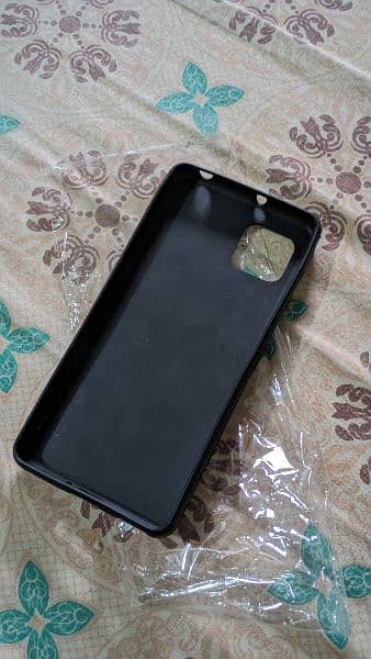 sharp aquos sense 5g jet black cover 1