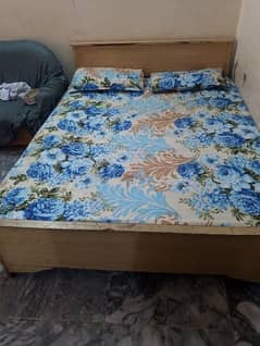 bed/dressing/mattress