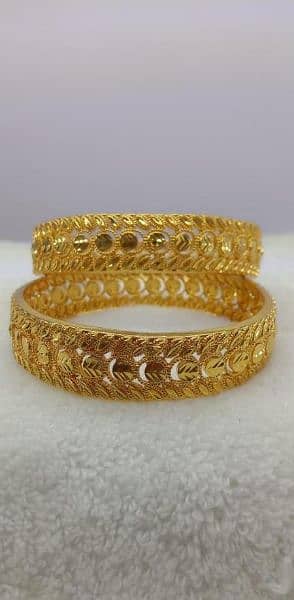 2 pcs gold plated Kara bangles 0