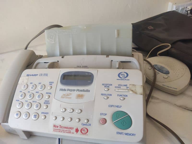 fax machine sharp UX-355L with digital messaging system 0