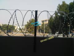 Home Safety Concertina Barbed wire Chainlink fence Razor Wire