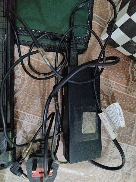 laptop charger(HP, Lenovo, Asus, Dell, Acer) 2
