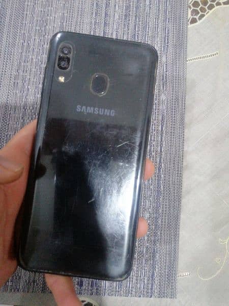 Samsung galaxy A20 at reasonable price 1