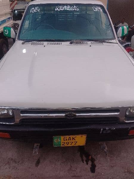 TOYTA HILUX 0