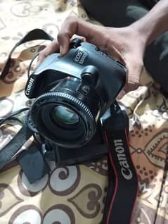 1200d with 50mm and all accessories 10 by 10 condition 0 scratch