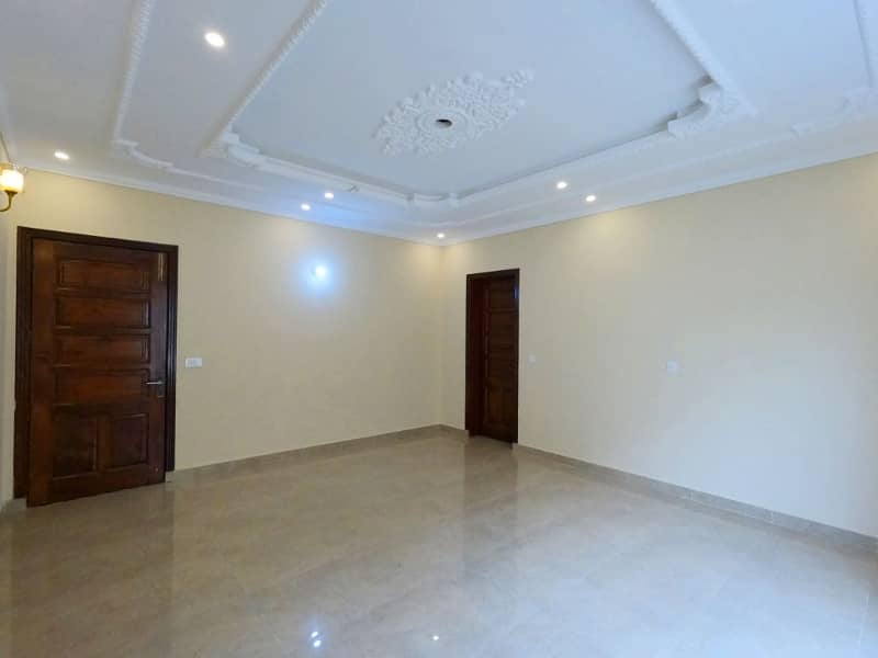 Brand New 3 Kanal House For Sale In Model Town - Block F Lahore 3