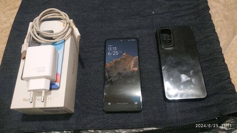 Xiaomi Redmi note 11 4+2/128 lush condition 10/10 with box and charger 6