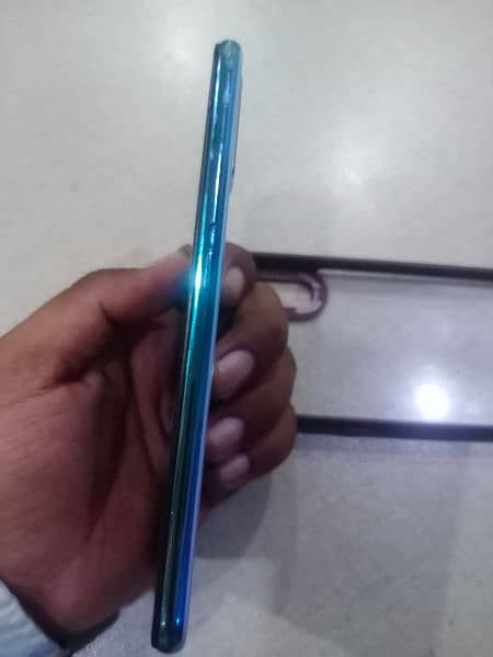 VIVO S1 MoDeL 10/10 condition 4Gb/ 128gb 3