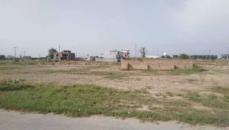 10 Marla Residential Plot For Sale In Rs. 9800000 Only 5