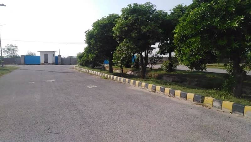 10 Marla Residential Plot For Sale In Rs. 9800000 Only 6