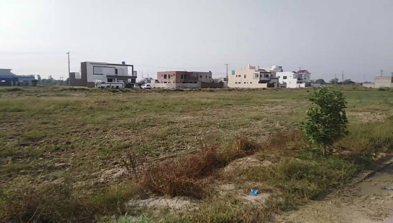 10 Marla Residential Plot For Sale In Rs. 9800000 Only 7