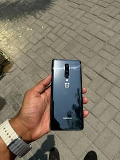 OnePlus 8 with Minor Shade