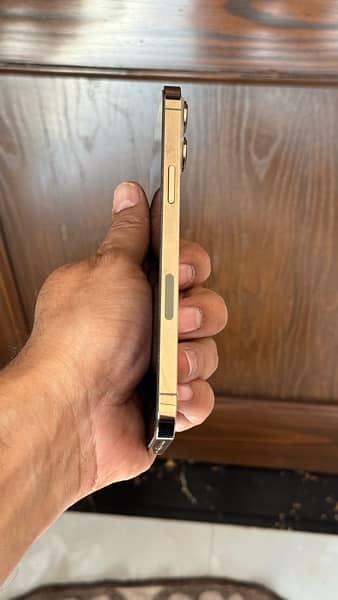 Iphone 13pro max 256 gb Pta Approved. Urgent sale 2