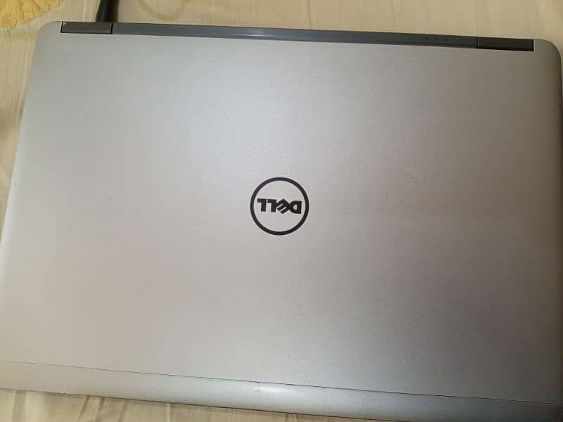 For sale Dell Luxury laptop 1