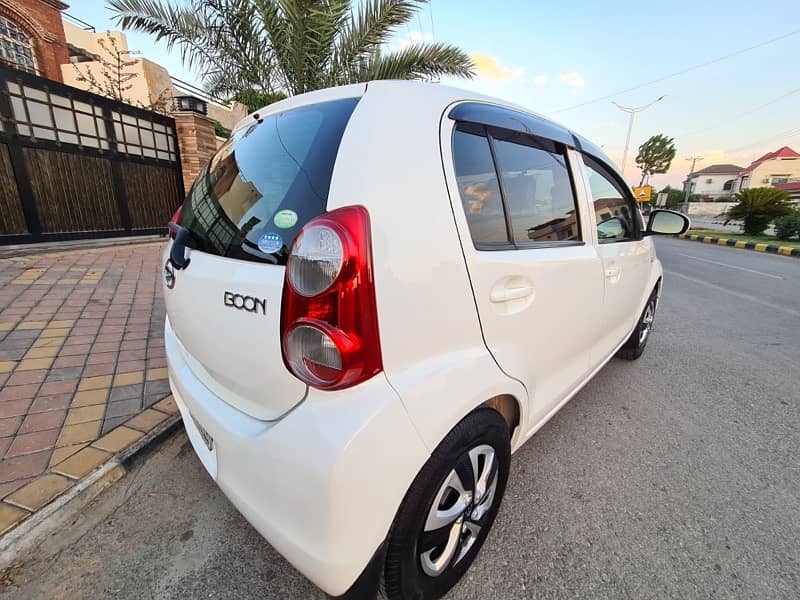 Daihatsu Boon 2012 3