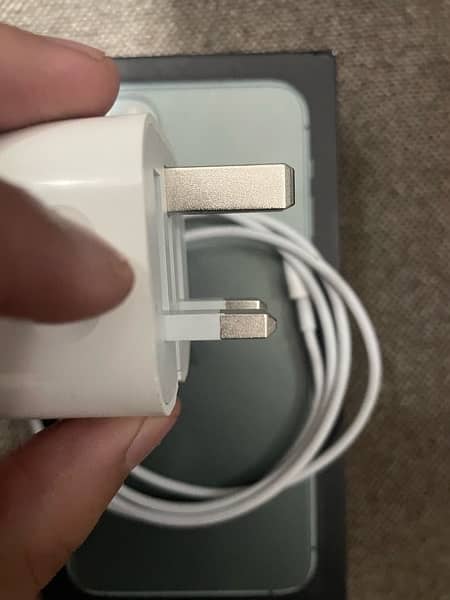 iphone 11 pro max ka 100% original charger hy 2