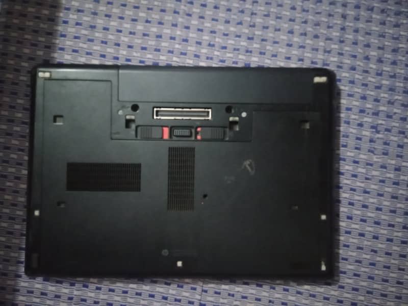 HP Laptop 4