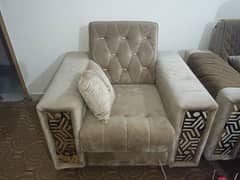 Urgent Sale 7 Seater Sofa Set