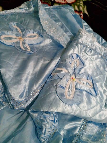 fancy silk double bed sheet with two pillows covers 2