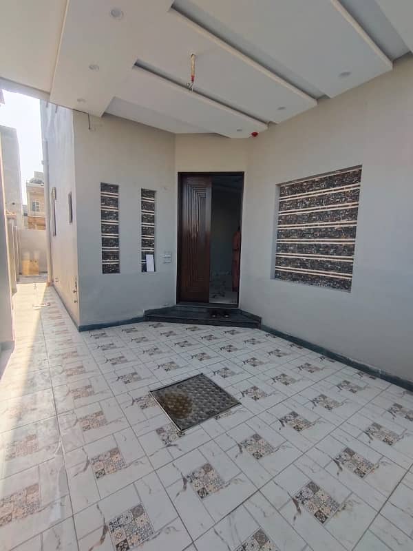 DHA Lahore Phase 6 D Block 5 Marla House For Rent 6