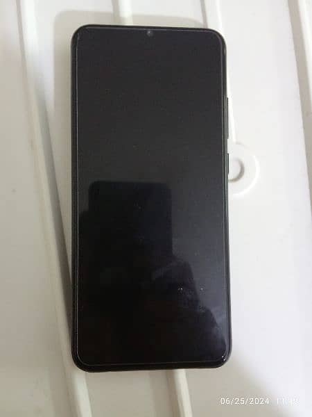 Samsung a03 in best condition for yoy 4