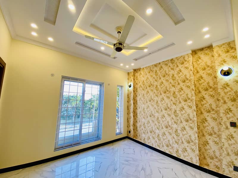 5 Marla House For Sale in Bahria Town Phase 8 17