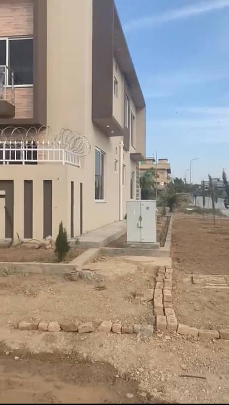 8 MARLA HOUSE FOR SALE IN JINNAH GARDENS ISLAMABAD 1