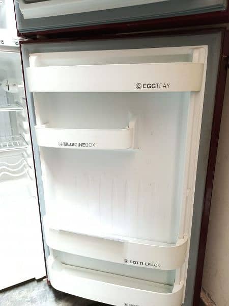 New condition fridge Orient  new model only 5 month uesd 03288074461 6