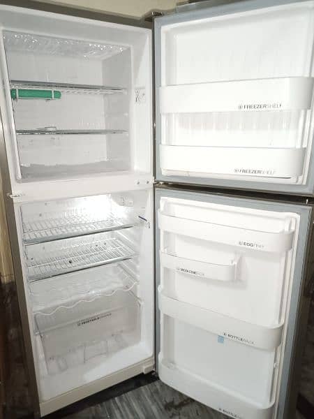 New condition fridge Orient  new model only 5 month uesd 03288074461 11