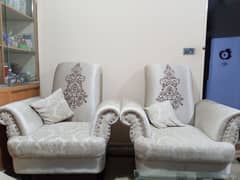sofa set in excellent condition slightly used only