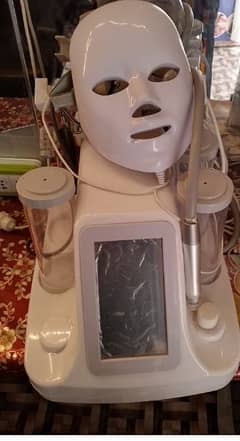 Hydra Facial machine 0