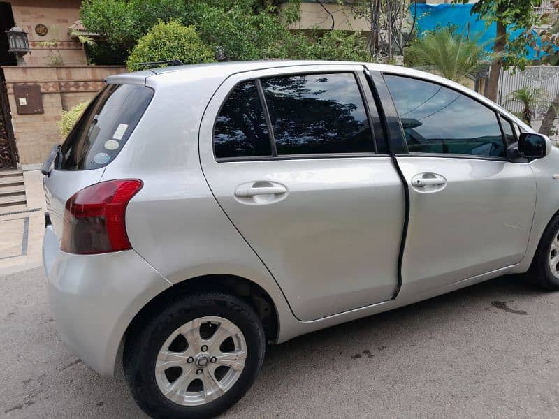 Toyota Vitz 2007 6