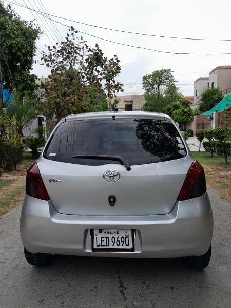 Toyota Vitz 2007 7