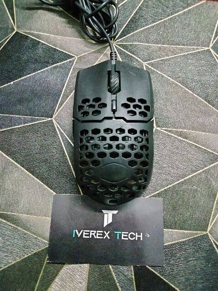 used branded gaming mouses(razer,logitech. corsair etc) 7