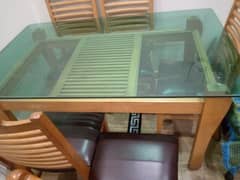Dinning table and chairs Sale