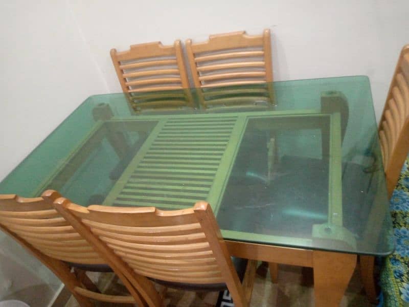 Dinning table and chairs Sale 1