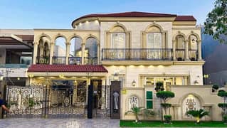 Luxurious Designer 1 Kanal Brand New House For Sale in Bahria Town Lahore 0