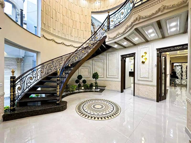Luxurious Designer 1 Kanal Brand New House For Sale in Bahria Town Lahore 10