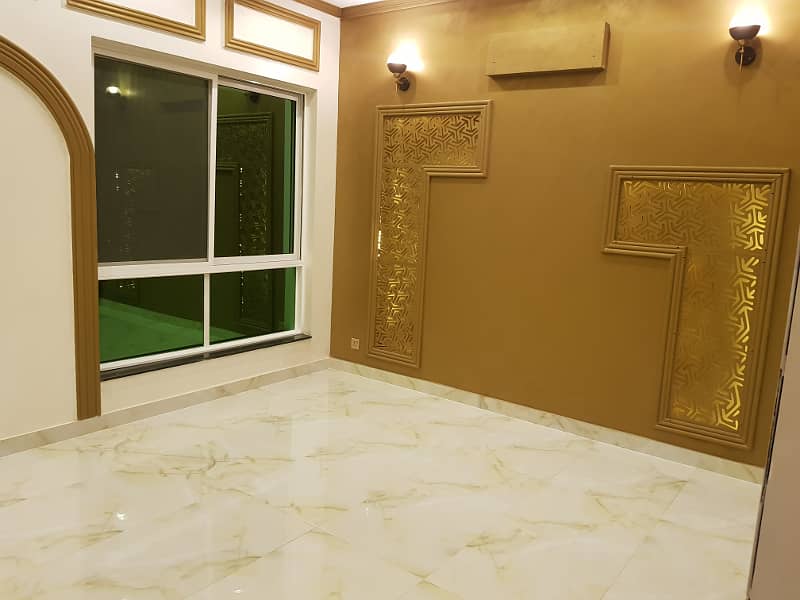 Luxurious Designer 1 Kanal Brand New House For Sale in Bahria Town Lahore 45
