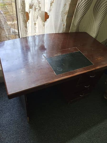 Office table for sale 1