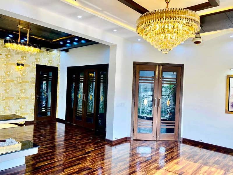 Luxurious Designer 1 Kanal Brand New House For Sale in Bahria Town Lahore 24